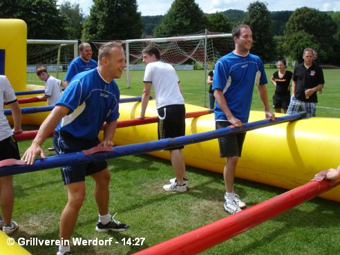 Sieg beim Lebendkicker-Turnier des EFC-Ulmtal am 04.08.2012 - bild010, 492x369, 45 Kb