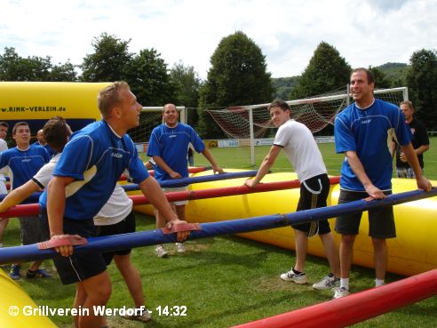 Sieg beim Lebendkicker-Turnier des EFC-Ulmtal am 04.08.2012 - bild018, 492x369, 42 Kb