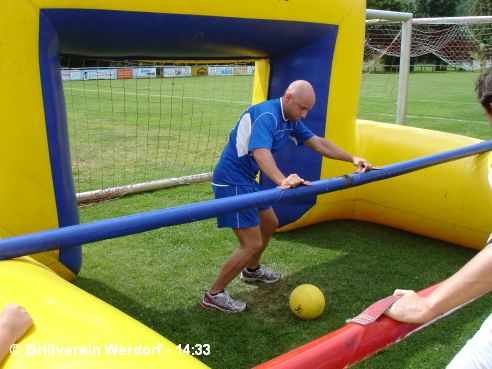 Sieg beim Lebendkicker-Turnier des EFC-Ulmtal am 04.08.2012 - bild021, 492x369, 39 Kb