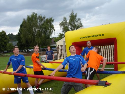 Sieg beim Lebendkicker-Turnier des EFC-Ulmtal am 04.08.2012 - bild077, 492x369, 36 Kb