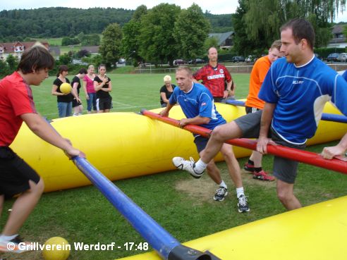 Sieg beim Lebendkicker-Turnier des EFC-Ulmtal am 04.08.2012 - bild082, 492x369, 41 Kb