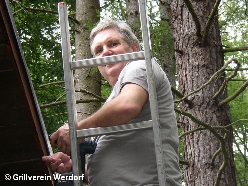 Renovierung Grillh&uuml;tte am 23.07.2005 - bild09, 496x372, 55 Kb