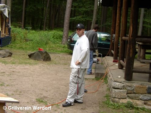 Renovierung Grillh&uuml;tte am 23.07.2005 - bild32, 496x372, 43 Kb