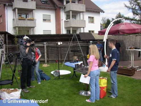 RTL zu Besuch beim Grillverein am 21.04.2004 - bild01, 496x372, 44 Kb